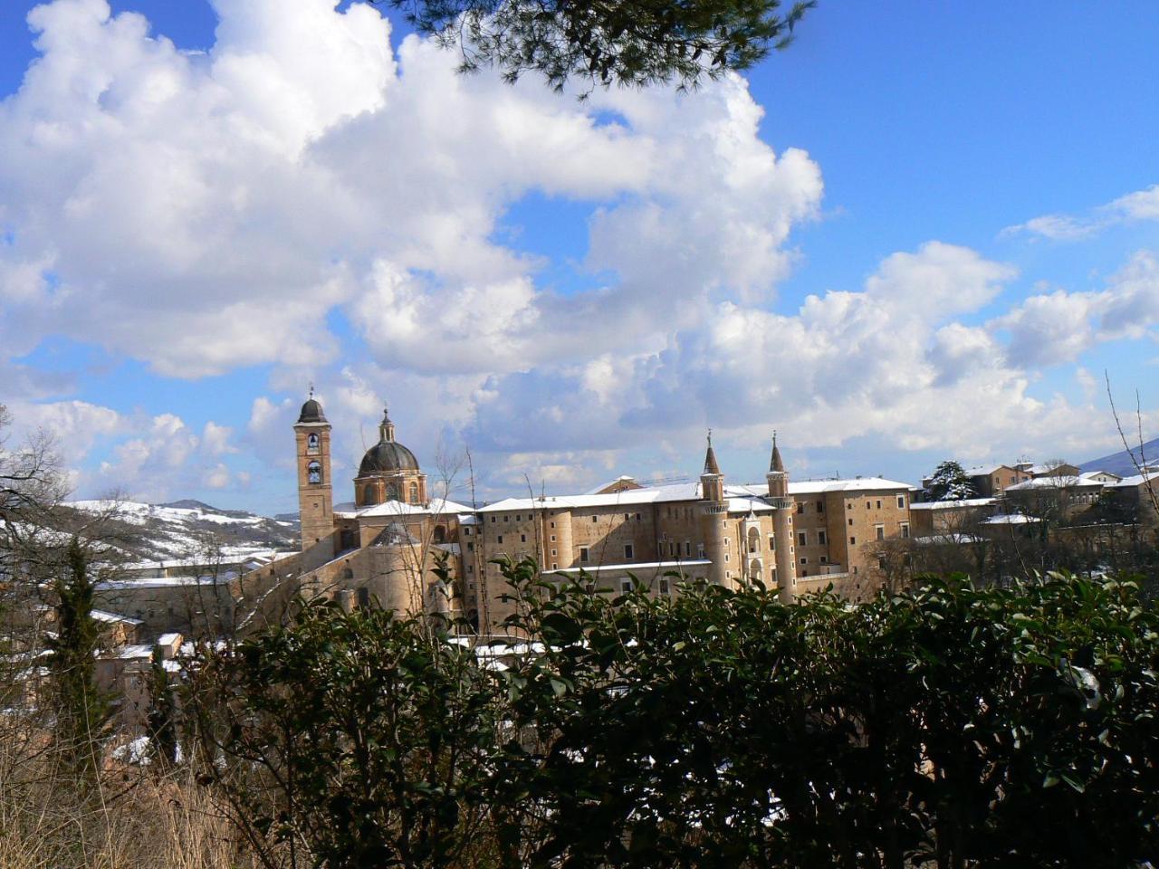B&B Aquilone Urbino Exterior photo