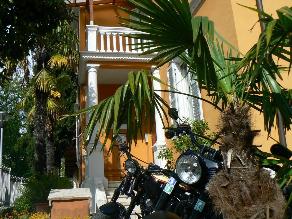 B&B Aquilone Urbino Exterior photo